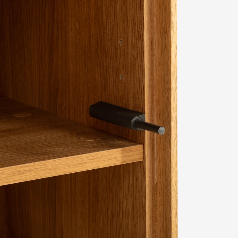 System otwierania frontu push-to-open