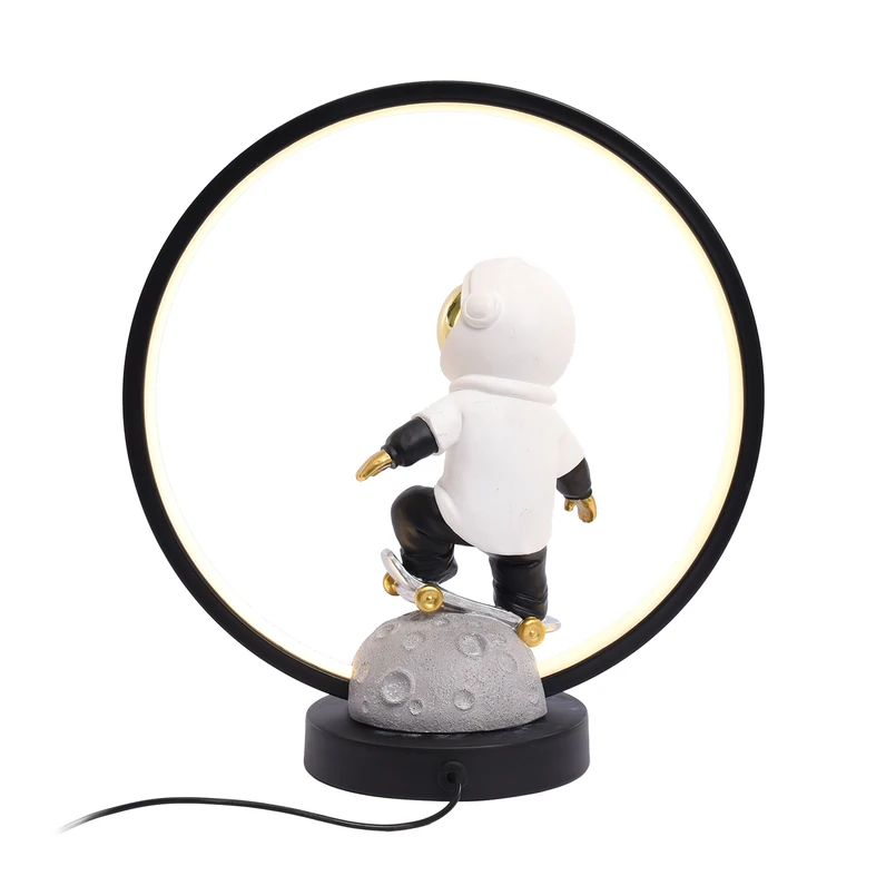 SKATER ASTRONAUTA LED - ozdobna lampka stołowa do pokoju młodzieżowego.