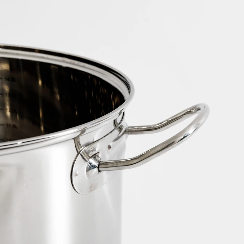 Garnek z stali nierdzewnej SYK-461-30 GRAND 16 L z pokrywką 30 cm