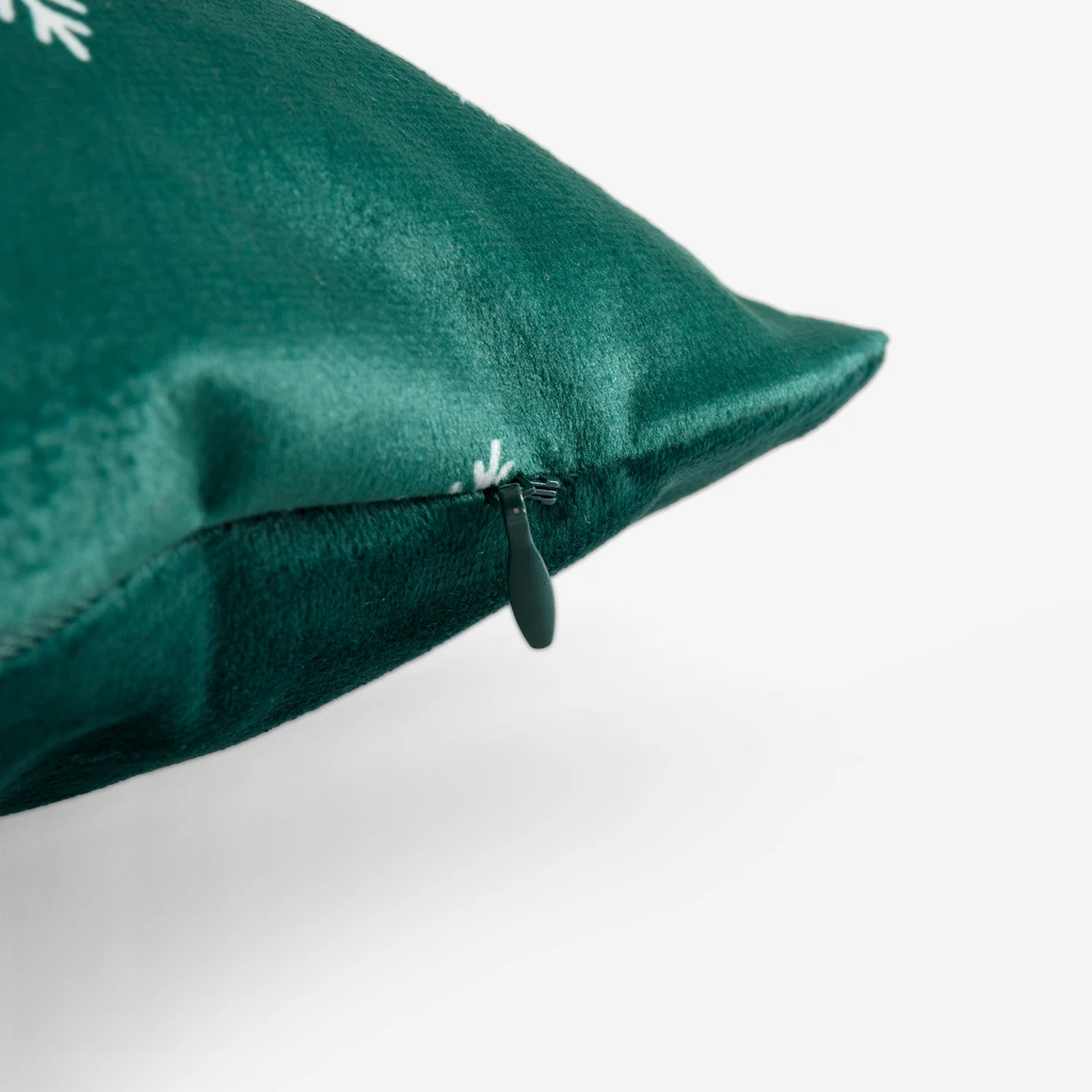 Vánoční tmavě zelený povlak na polštář GIFT 45x45 cm