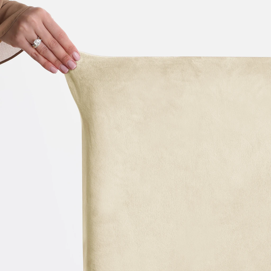 Zdjęcie pokrowca. Zbliżenie. Widać fakturę materiału.