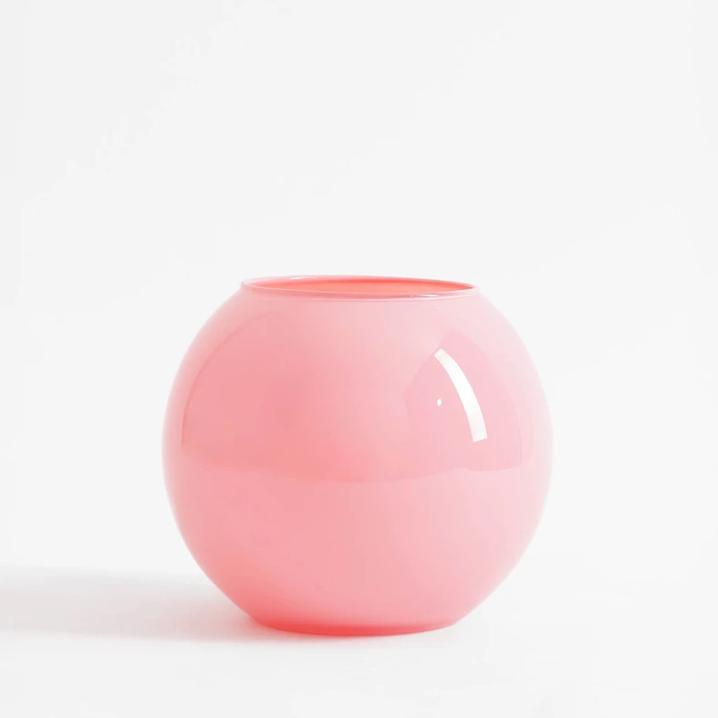 Růžová kulatá váza 17 cm