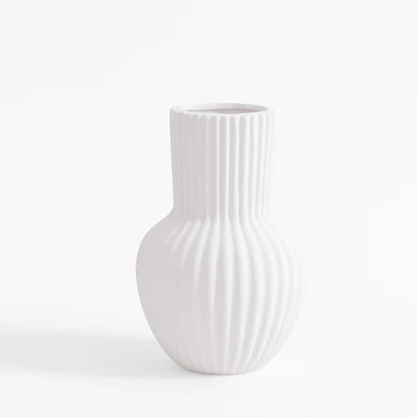 Bílá váza 19,8 cm