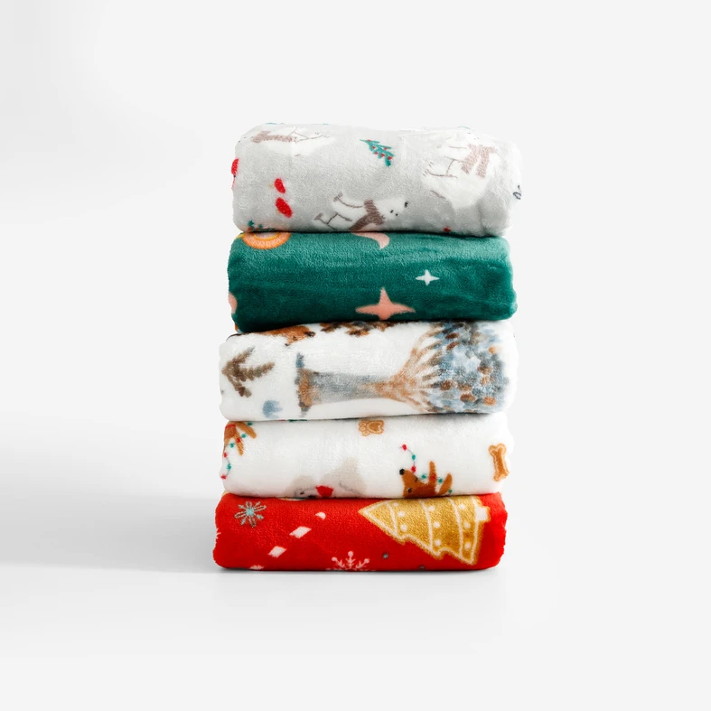 Vánoční deka s jeleny béžová CODIE 130x160 cm