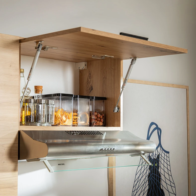 Box na potraviny LOFT černá 2,1 l