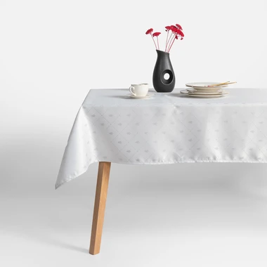 Bílý ubrus s vánočními stromečky LUMINE 140x240 cm