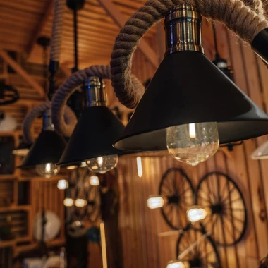 Retro LED dekorativní žárovka E27 1,3 W teplé barvy ORO-E27-ST64-FL-AMBER-1,3W-WW