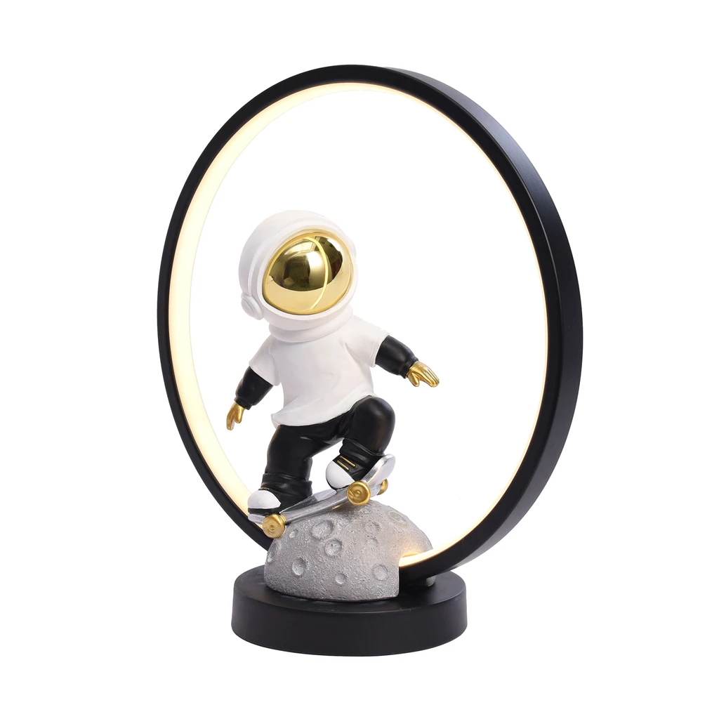 SKATER ASTRONAUTA LED - ozdobna lampka stołowa do pokoju młodzieżowego.
