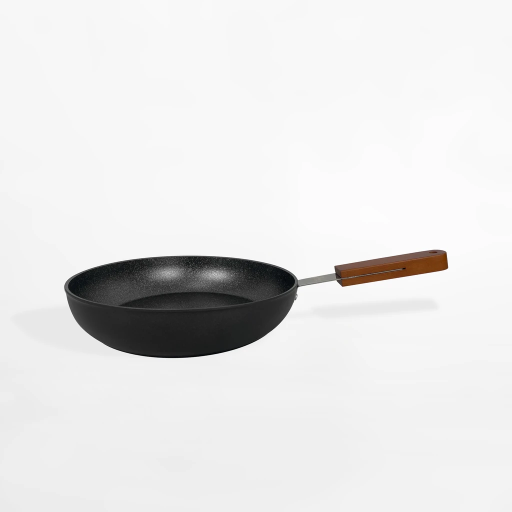 Aluminiowa patelnia na gaz i indukcję