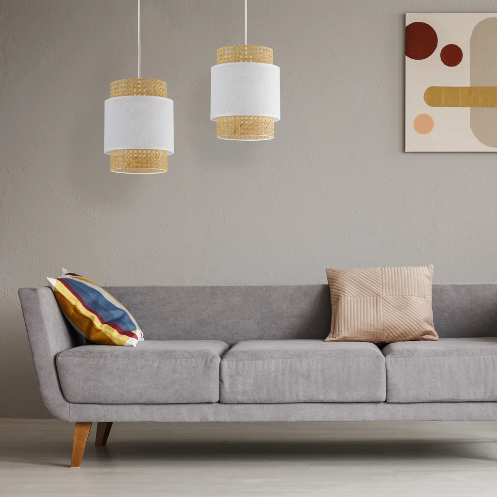 Niewielka lampa wisząca BOHO doda wnętrzu ciepłego, przytulnego charakteru.