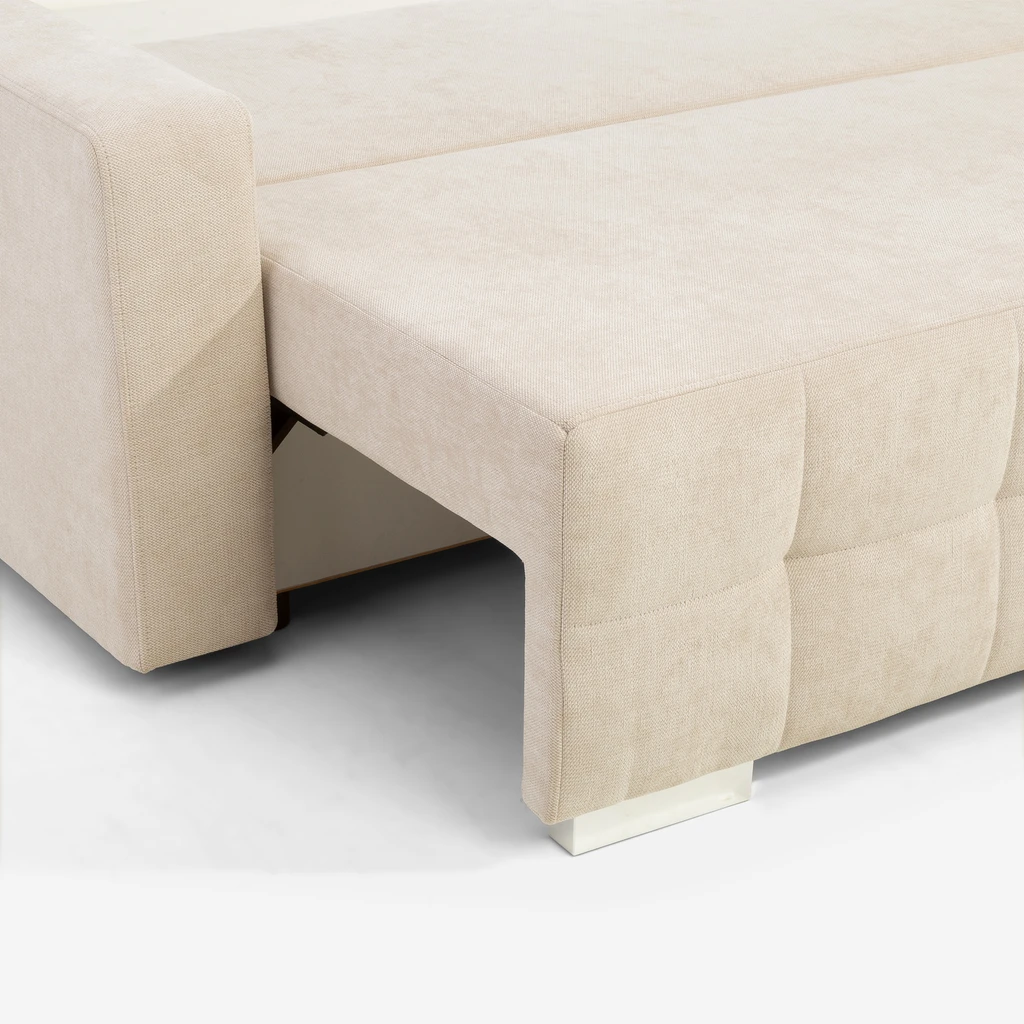 Sprężyny w siedzisku i beżowa tkanina – sofa LILI dopasowana do Ciebie.