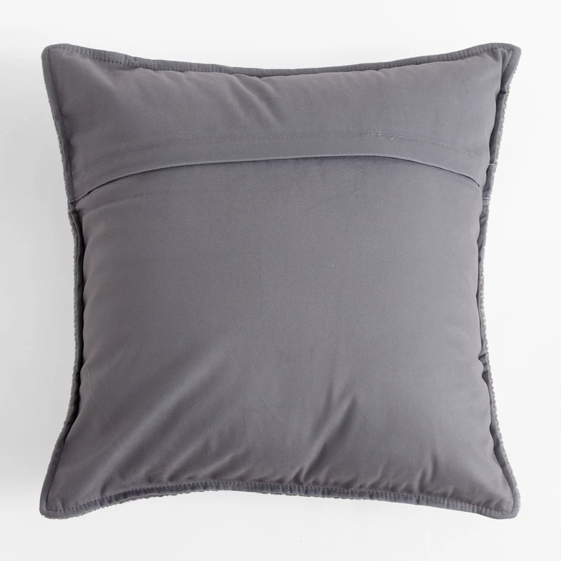 Szenilowa szara poszewka ozdobna