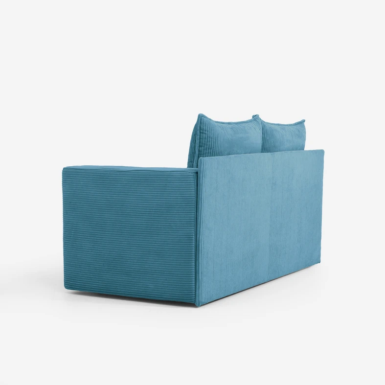 LUSO przyciąga wzrok kolorem i kusi miękkością tkaniny po długim dniu.