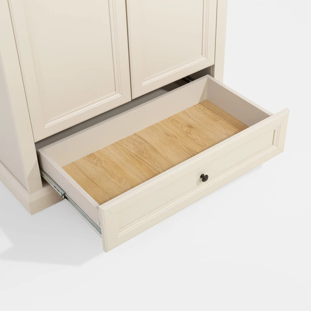 Otwarta szuflada z pełnym wysuwem