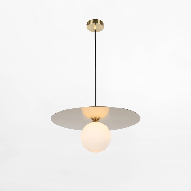 Oprawa lampy SPOLETTO przeznaczona jest dla 1 żarówki typu G9 o mocy maksymalnej 40W.