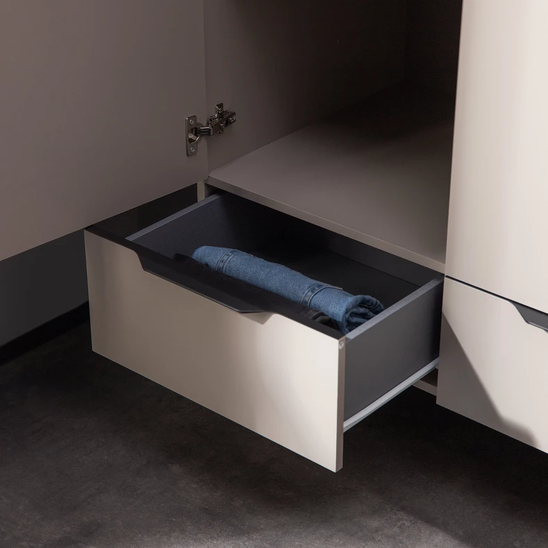 Šatní skříň se zásuvkami cappuccino DAMIEN