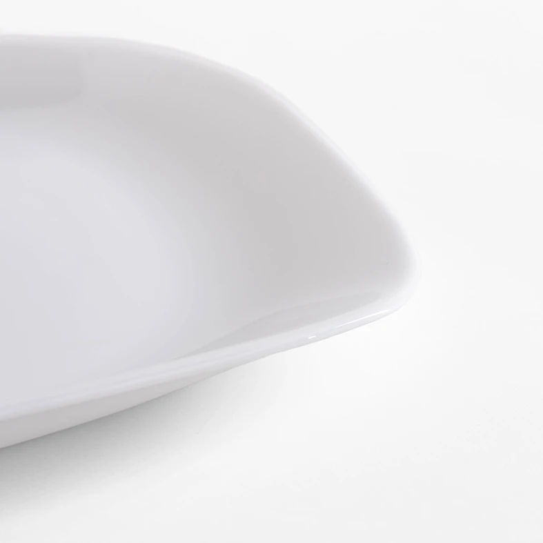 Prostokątny porcelanowy talerz