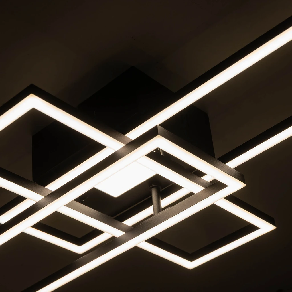 Stropní LED svítidlo s černým rámem a dálkovým ovládáním LUMENZ