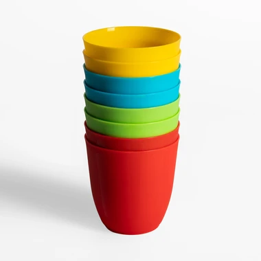 Sada 8 plastových kelímků 250 ml