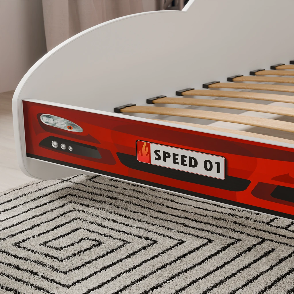 Detal, tył auta z widoczną rejestracją