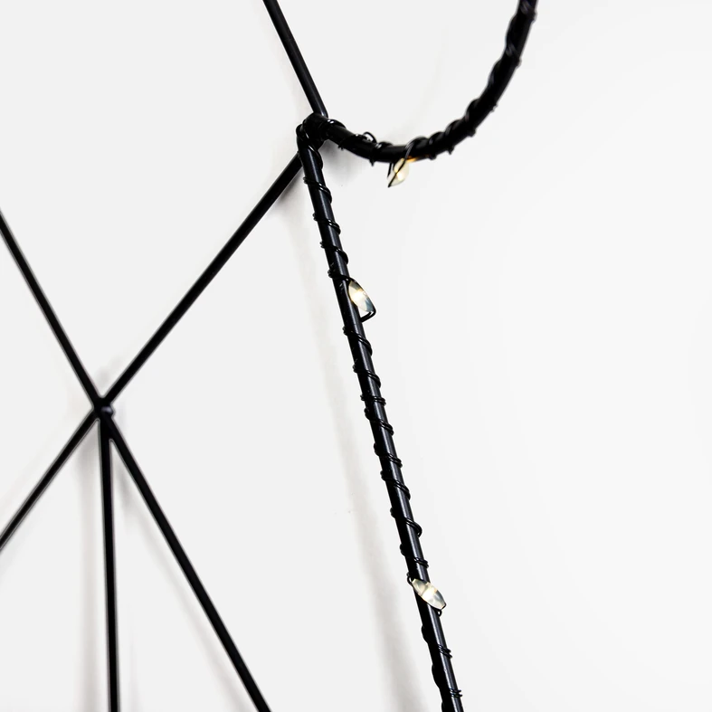 LED závěsná dekorace andílek 47 cm