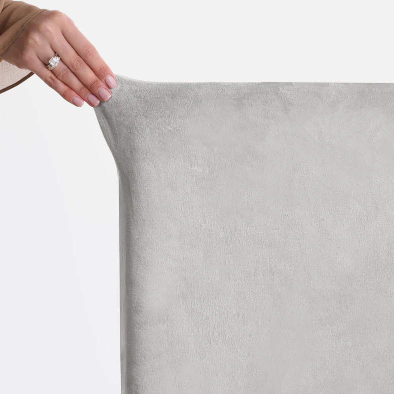 Zdjęcie pokrowca. Zbliżenie. Widać fakturę materiału.