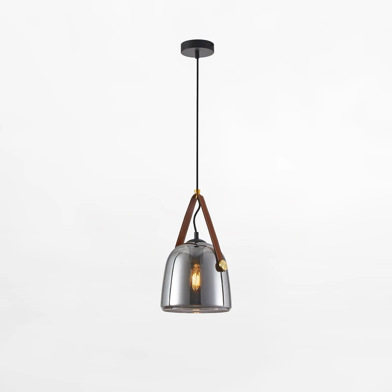 Lampa SOLTA posiada oprawę dla 1 żarówek typu E27 o mocy maksymalnej 40W.