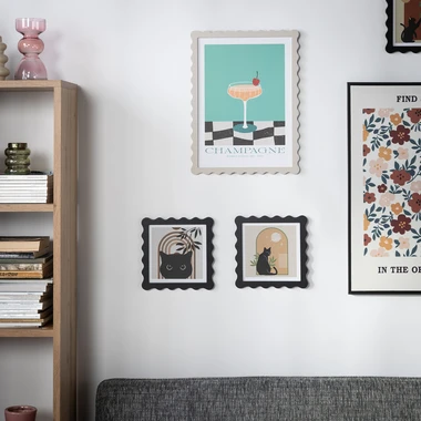 Obraz s kočkou, černý rám, 20x20 cm