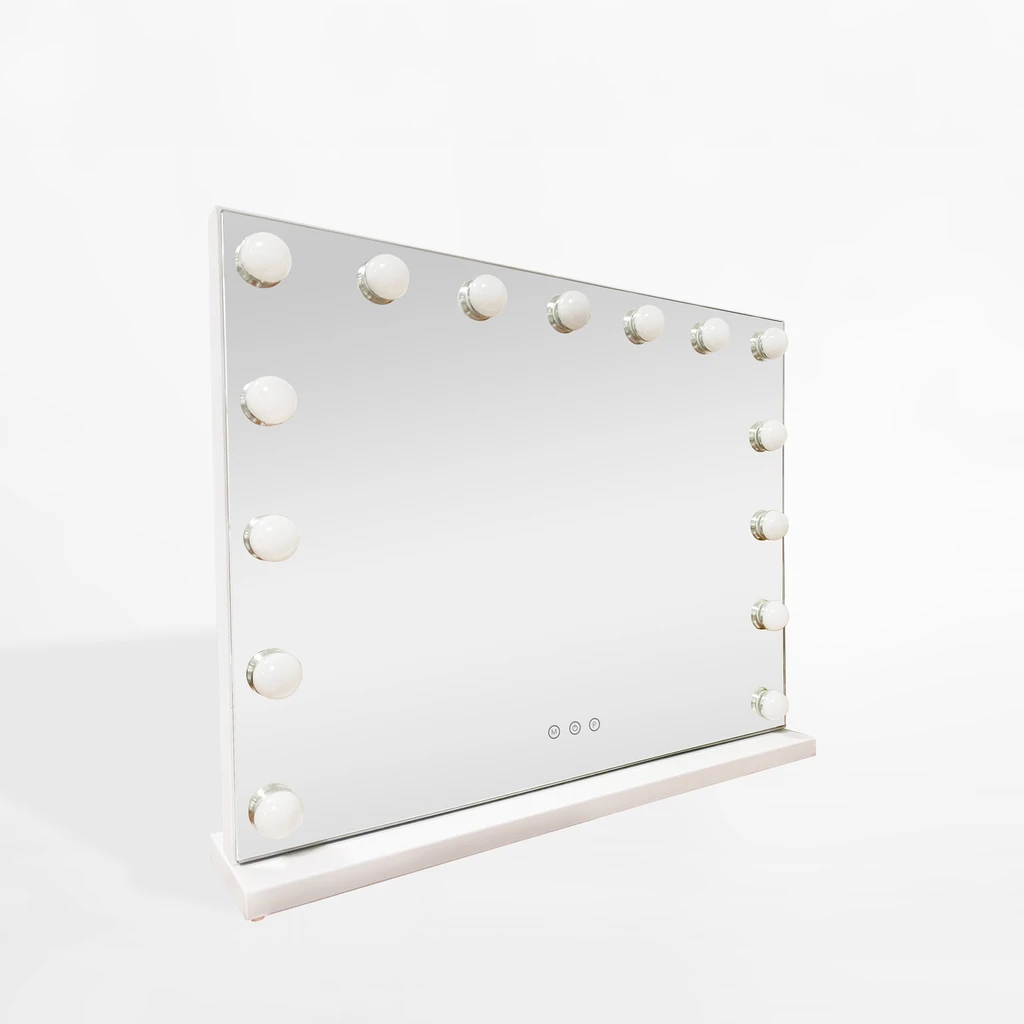 Zintegrowane z obudową oświetlenie lustra LED ma moc 11,6W, a jego strumień świetlny wynosi 100-1950 lumenów.