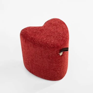 Malý červený taburet srdce ILLON