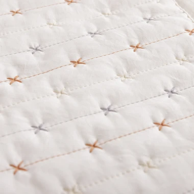 Krémový přehoz na postel VANILLA CROSS 200x220 cm