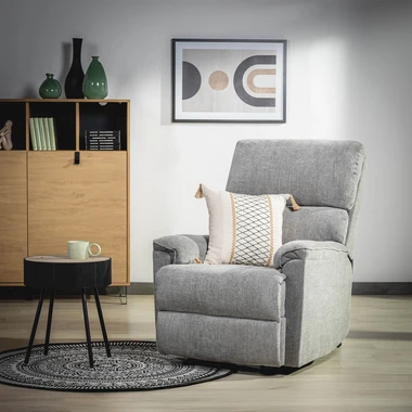 Světle šedé křeslo s relaxační funkcí ZINII