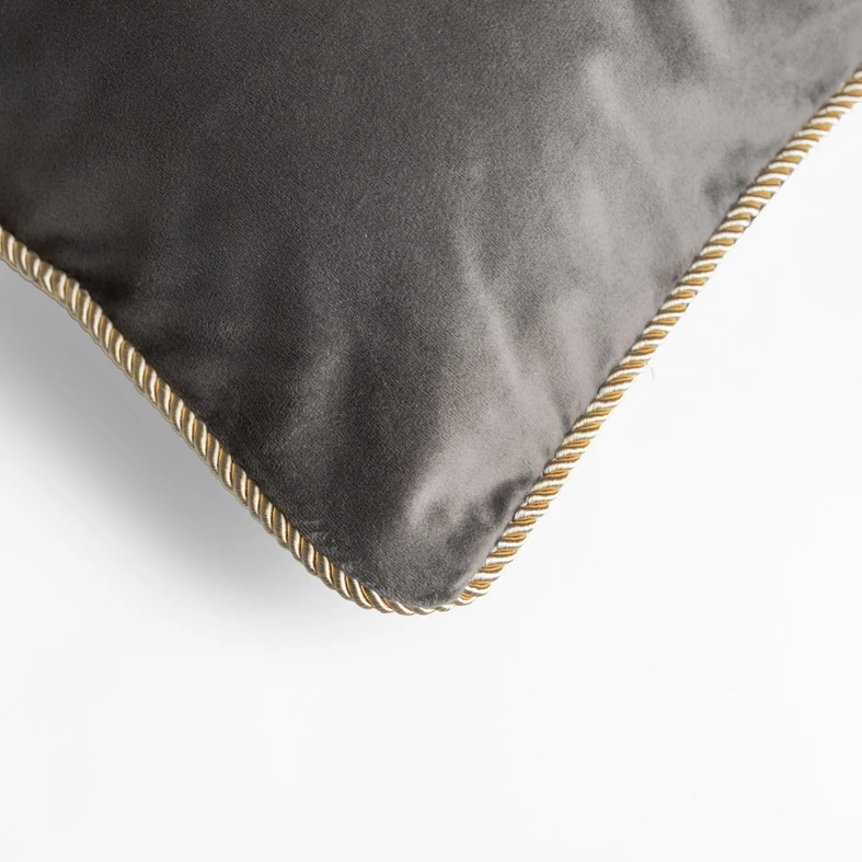 Dekorační šedý povlak na polštář s včelou AURE 45x45 cm