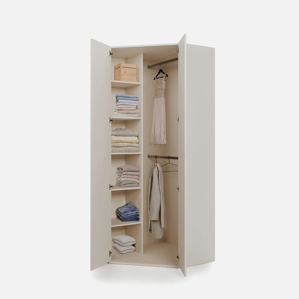 Otwarta szafa narożna z widocznymi z pełnymi półkami i 2 drążkami na wieszaki