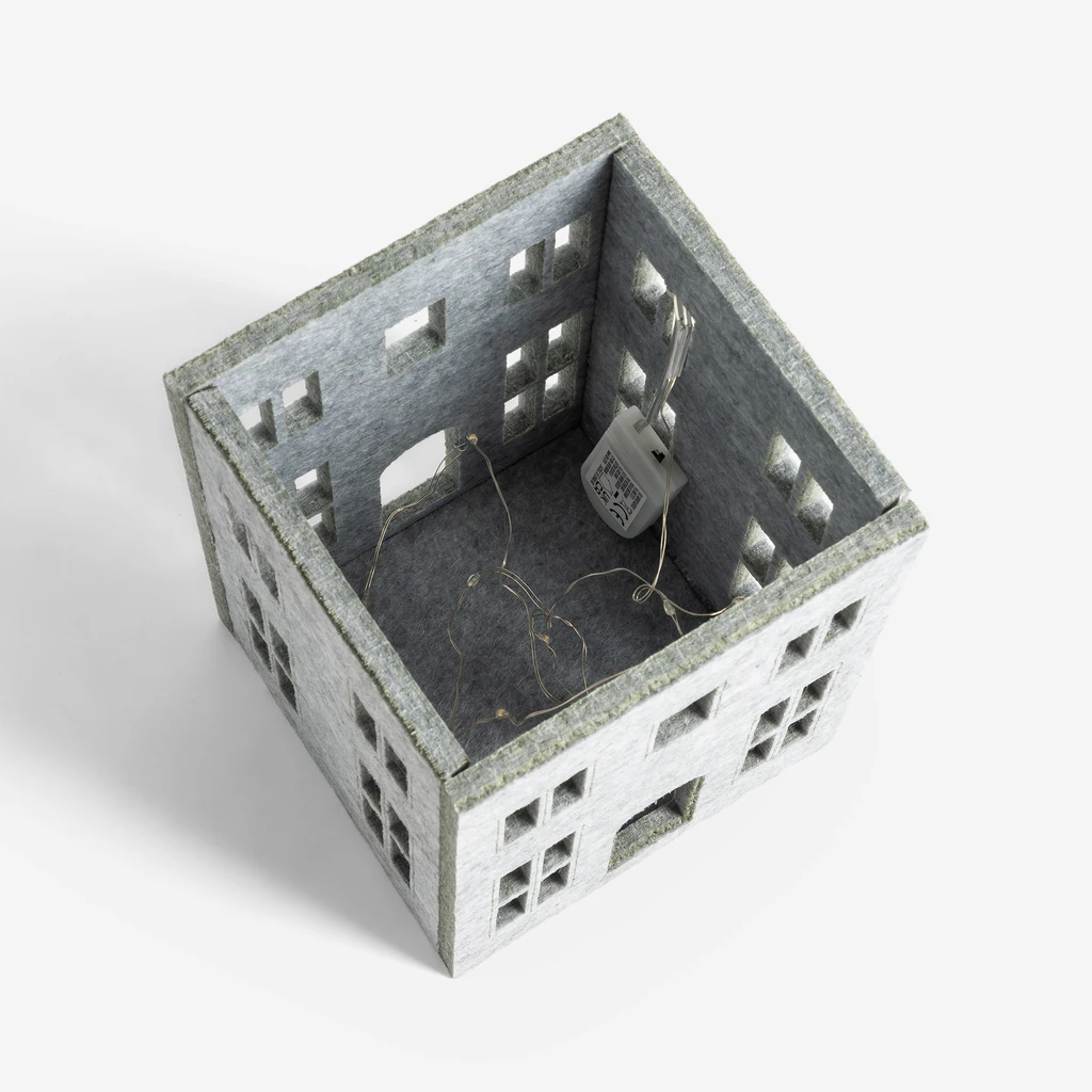 Dekorace filcový domek LED, šedý, 28 cm, MIX