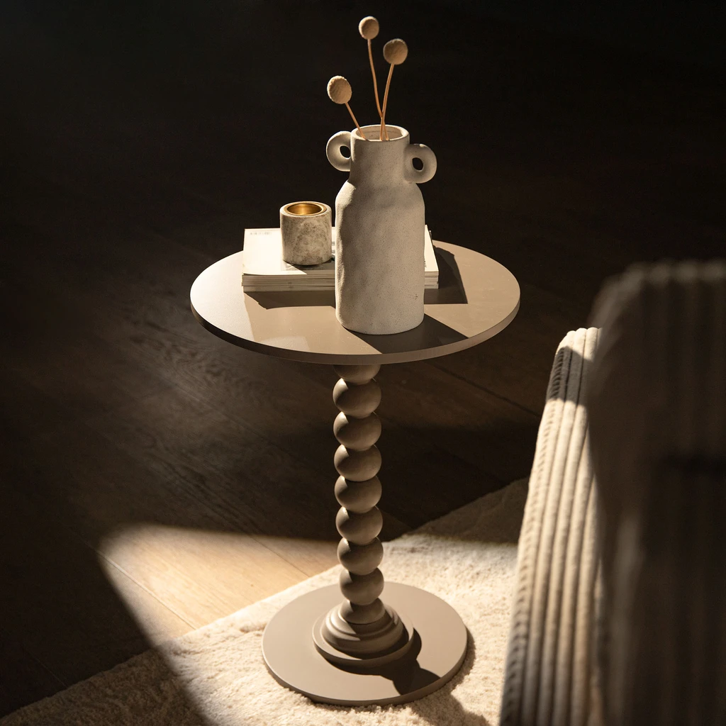 Keramická bílá váza s uchy 22 cm