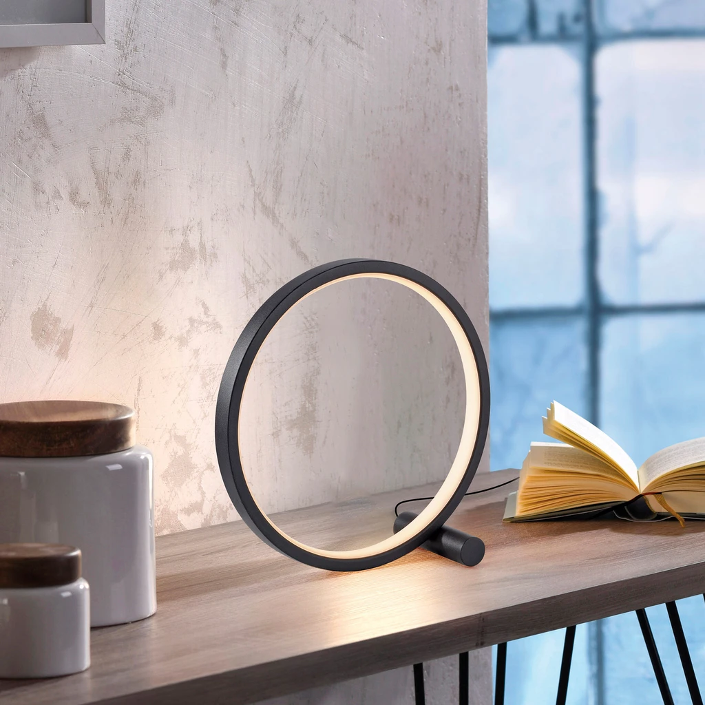 Lampy z rodziny MINI RITUS możesz dopasować do wnętrz o minimalistycznej oraz nowoczesnej stylizacji.