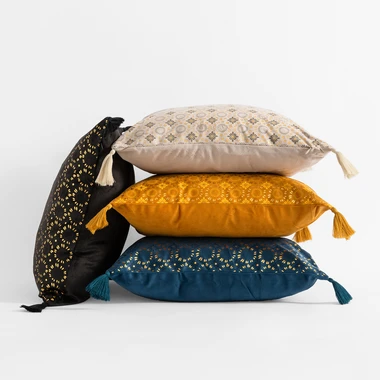 Tmavě modrý dekorační povlak na polštář WAYNE 45x45 cm