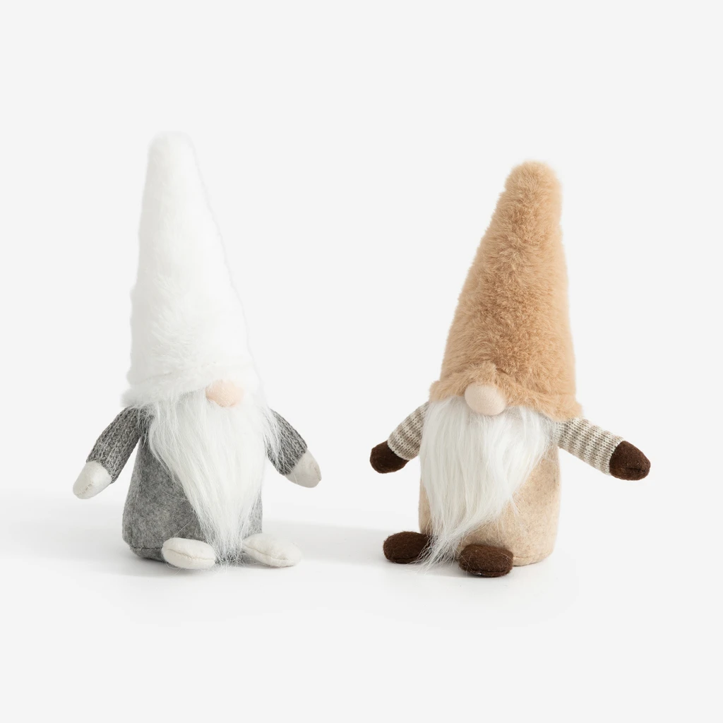 Dekorace skřítek v šedé čepici 25 cm