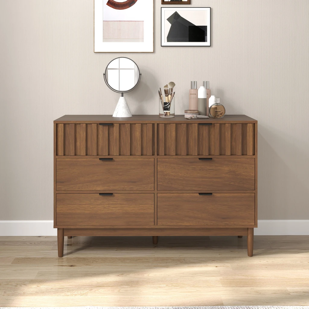 Aranżacja komody TURRO z szufladami w nowoczesnym pomieszczeniu z beżową ścianą