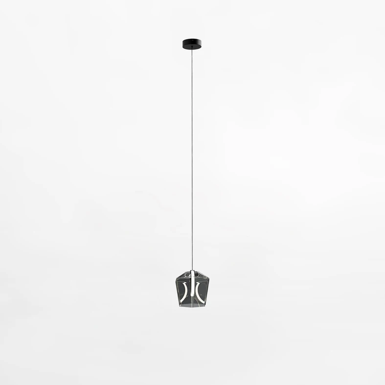 Lampa posiada wbudowany w oprawę LED o mocy 6W i strumieniu świetlnym 134 lumeny.