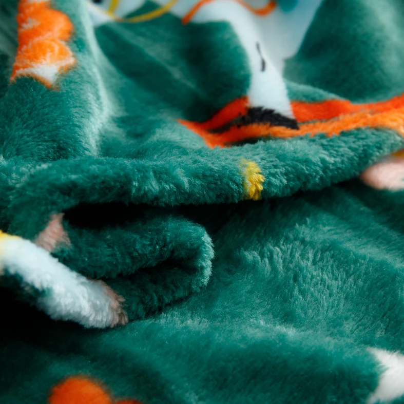 Vánoční deka s koníky zelená CODIE 130x160 cm