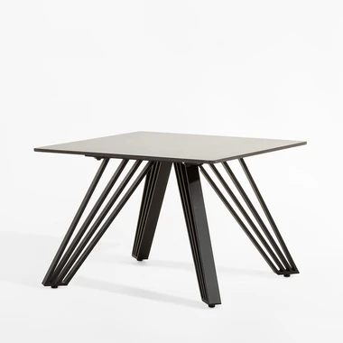 Stolek na kovových nohách EGENO