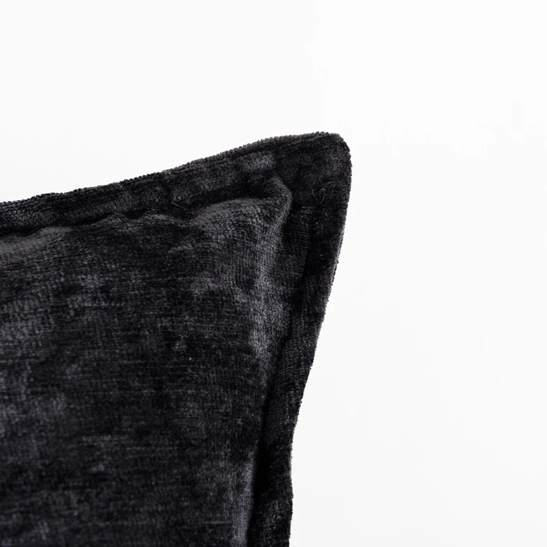 Czarna poszewka poliestrowa