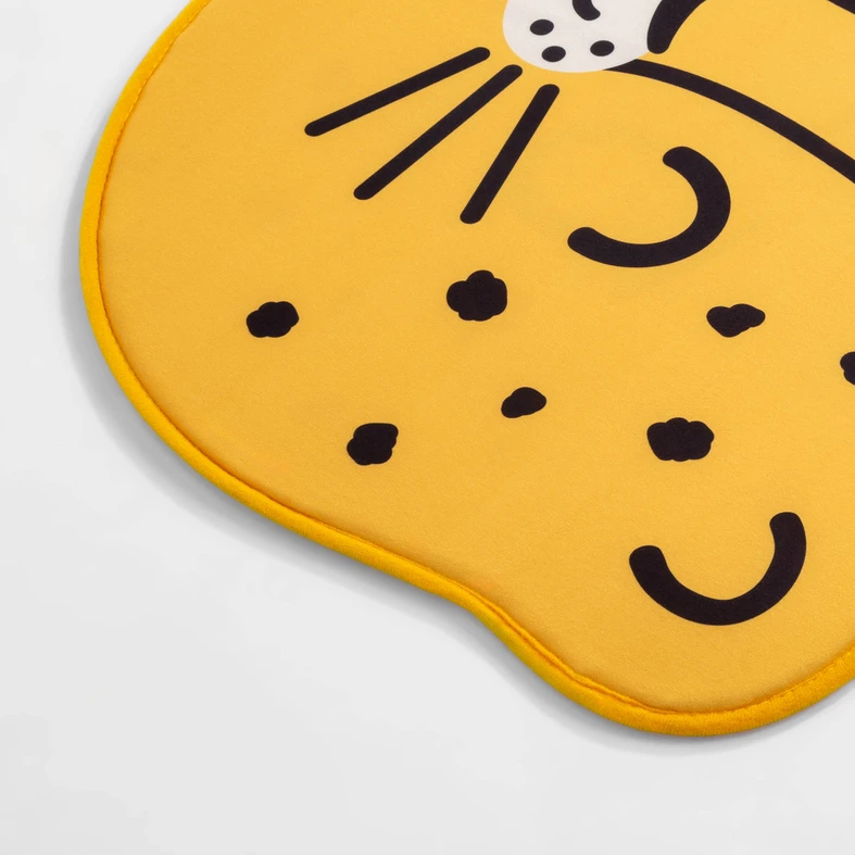 Koberec ve tvaru tygra BUBU 50x70 cm