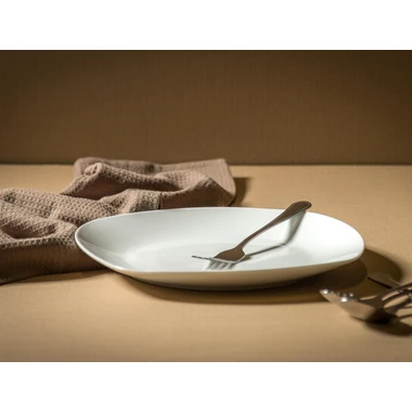 Porcelánový dezertní talíř QUADRO bílý 20,9 x 19 cm