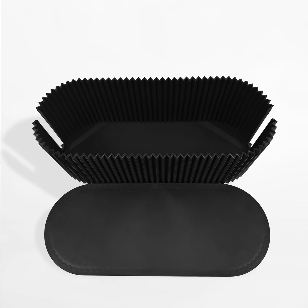 Czarny, zamykany organizer 33x13,5x11,5 cm.