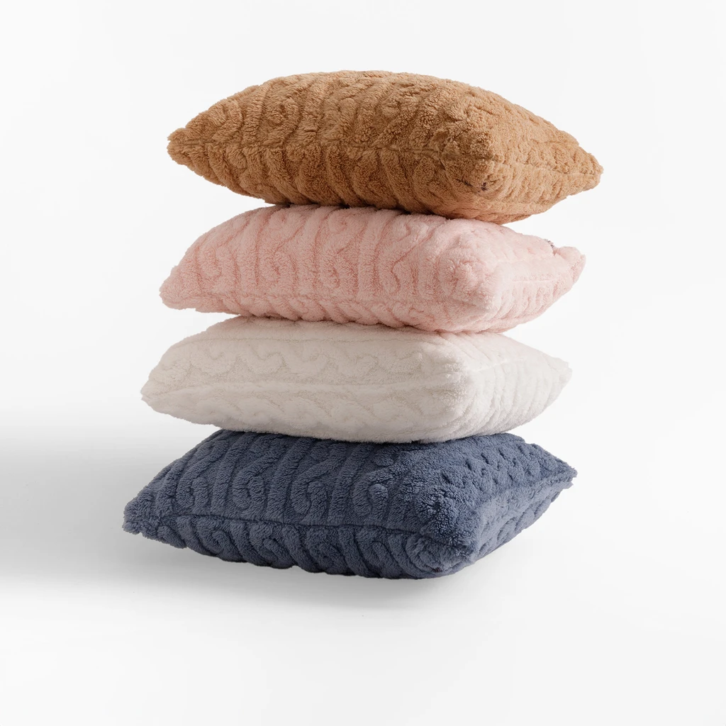 Kolorowe poszewki dekoracyjne