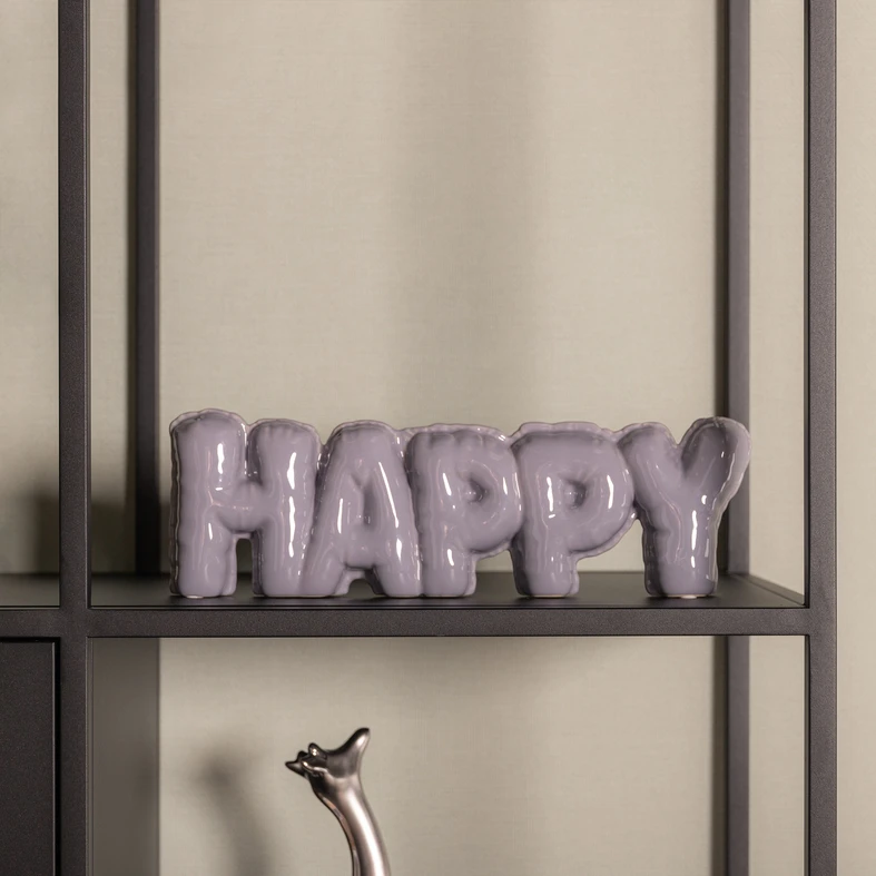 Šedá dekorace s nápisem HAPPY