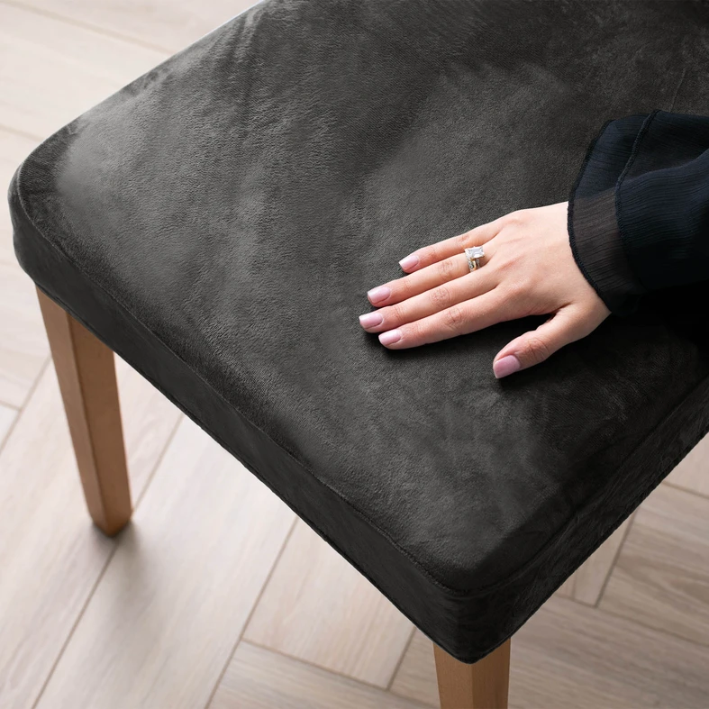 Zdjęcie pokrowca. Zbliżenie. Widać fakturę materiału.